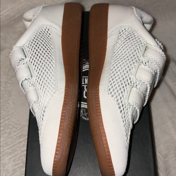NWT Anthropologie SILENT D SEEN Sneaker in White - Picture 12 of 15